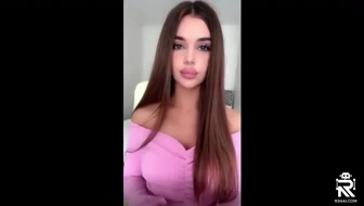 Little Girl show boobs thumbnail