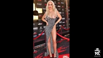 Dancing sexy on red carpet thumbnail